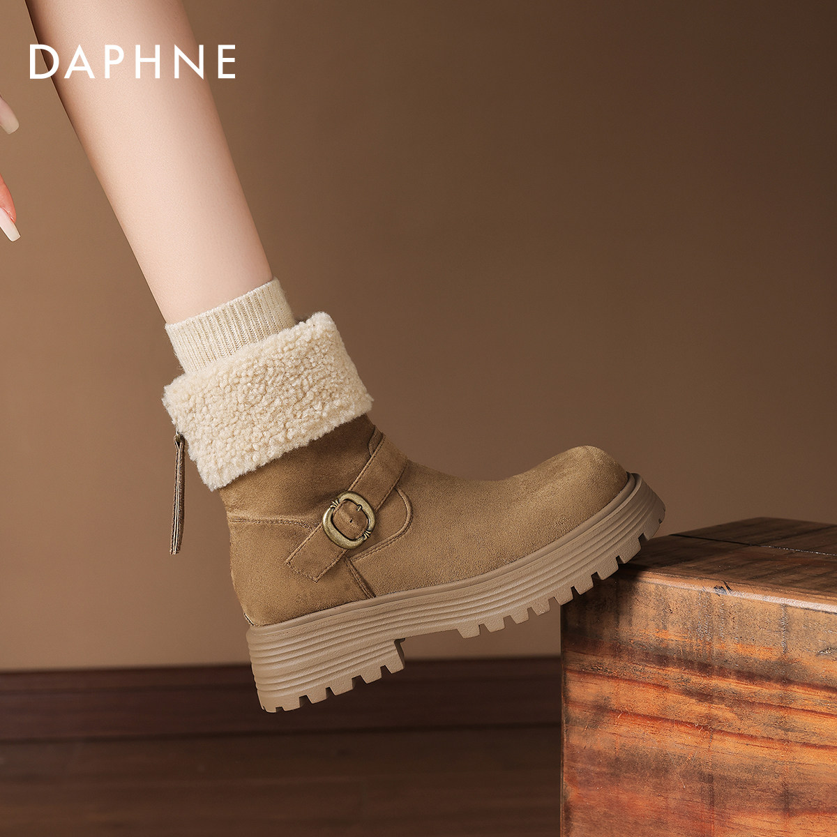 达芙妮厚底雪地靴女2026新款冬季加绒加厚马丁靴增高棉鞋保暖棉靴,女鞋,时尚雪地靴,淘宝优惠券,粉丝福利购,淘宝优惠卷