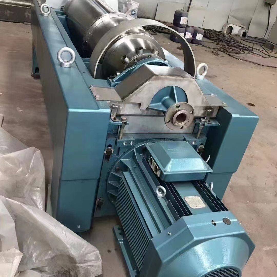 350沉降脱水卧式螺旋沉降离心机 污泥处理固液分离卧螺离心机,农机/农具/农膜,喷头,淘宝优惠券,粉丝福利购,淘宝优惠卷