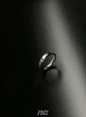 HOWX｜XSOSX联名一钻一心钛钢情侣戒指/4mm款