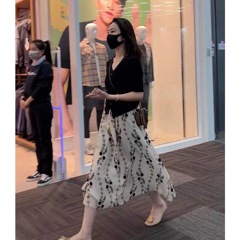 欧洲站2024夏季新款碎花半身裙子显瘦小外套高级感高冷两件套装女