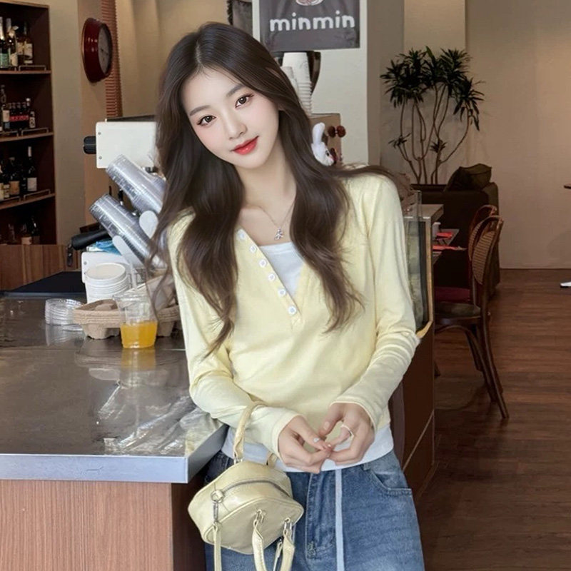 大码奶黄色假两件长袖t恤女春秋季新款独特别致正肩设计感上衣