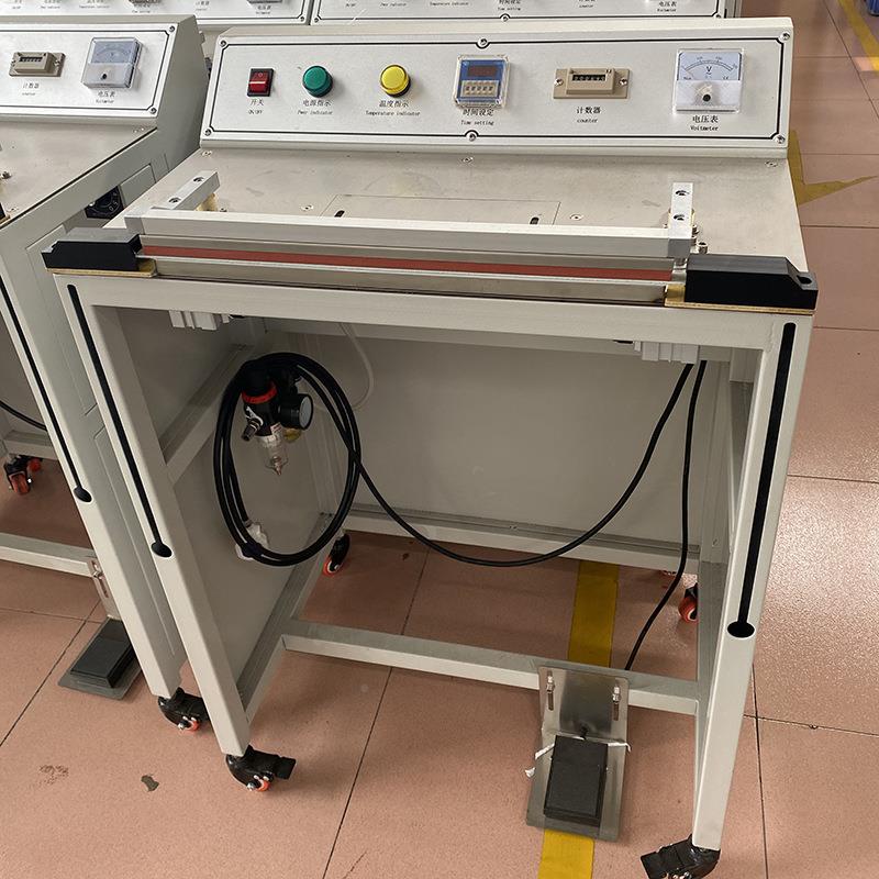 台式气动封口机速食日用109品化妆品包装烟酒机玩具快品脚踏厂家