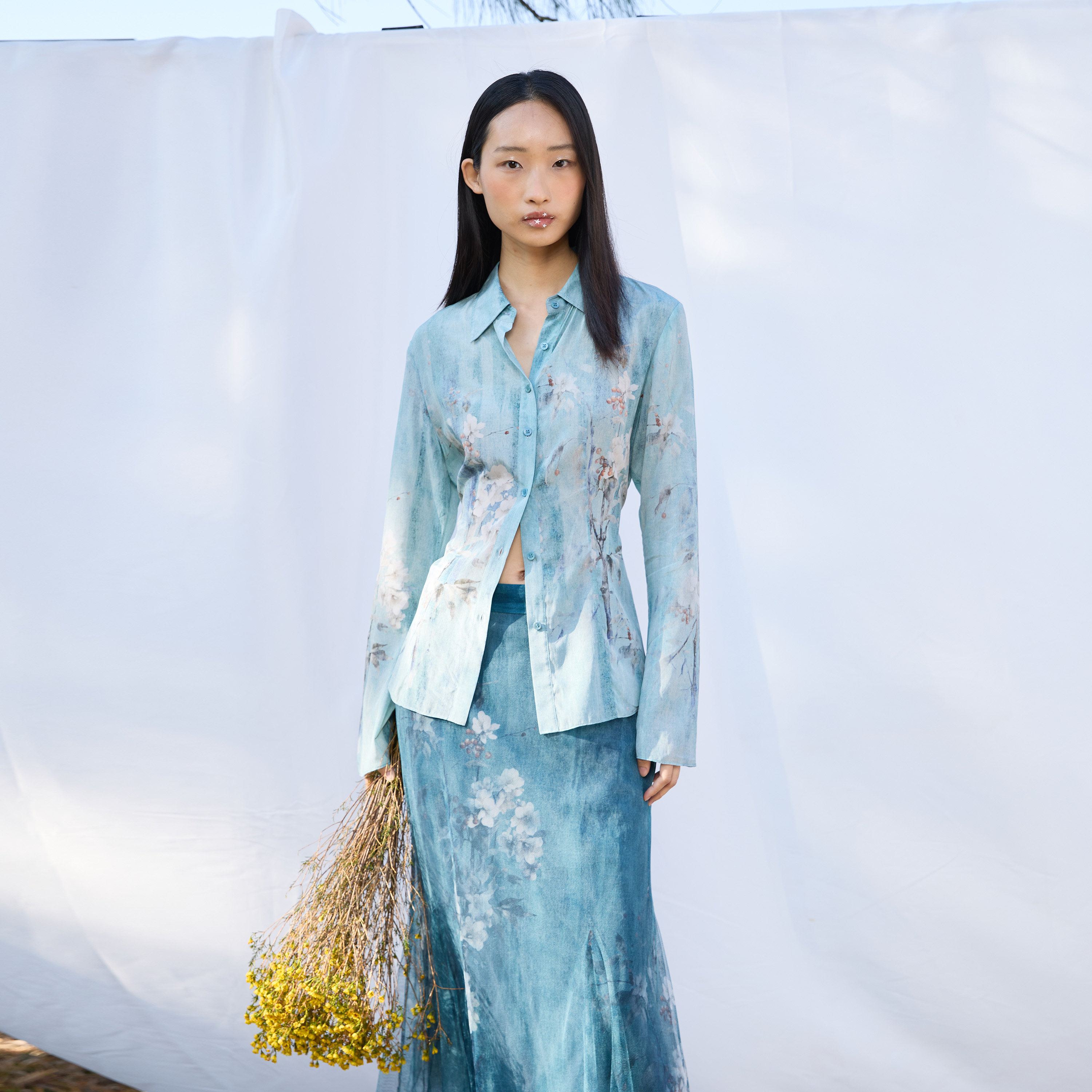 SEJIE色孑 墨染清枝油画感印花衬衫26春新品梨花设计感上衣女