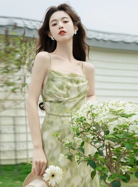 两件套法b式绿色碎花连衣裙女夏2024新款超仙森系温柔风吊带1138