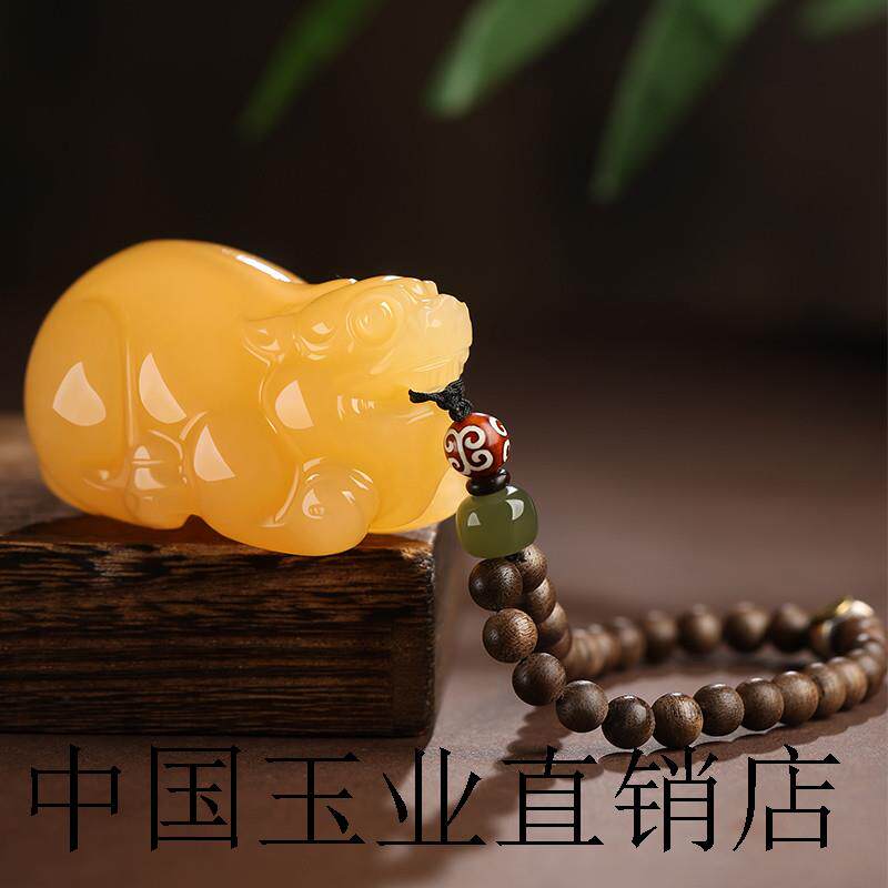 精品黄龙玉吊坠昆仑黄玉貔貅手把件鸡油黄招财貔貅把玩挂件男女款