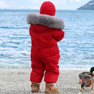 婴儿连体羽绒服男童女童宝宝抱服冬季外出婴幼儿小童爬服加厚套装
