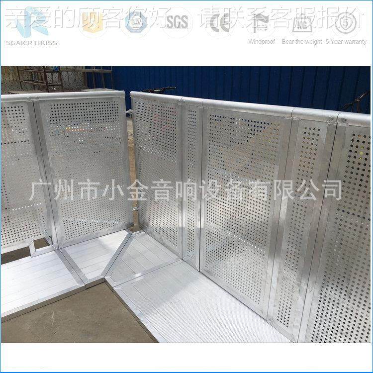 crowd control 防暴围栏，带转角铝合金挡板 防爆护栏