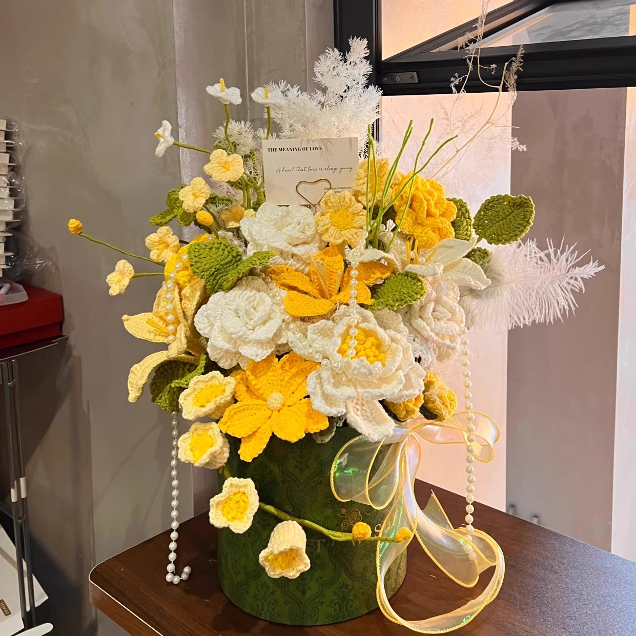 雪妃尔正品手工diy编织毛线花束抱抱桶材料包送闺蜜礼物高级感,服饰配件/皮带/帽子/围巾,DIY编织材料包,淘宝优惠券,粉丝福利购,淘宝优惠卷