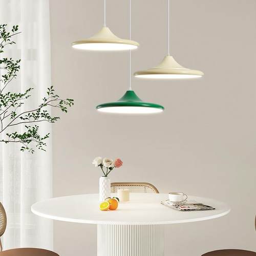 2024新款餐厅吊灯现代简约创意飞碟灯设计师创意护眼餐桌饭厅吊灯