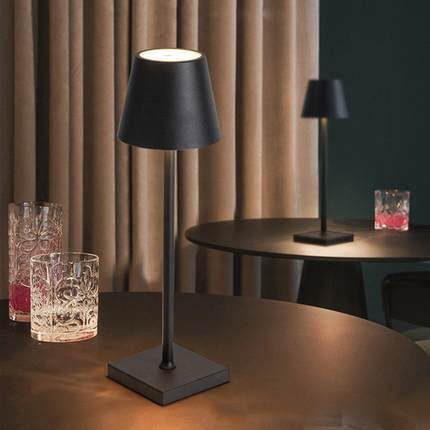 跨境简约LED充电小夜灯铁艺创意装饰高脚台灯卧室床头触摸氛围灯