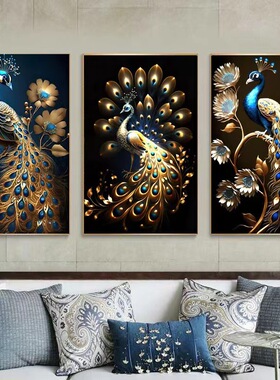 客厅装饰画沙发背景墙挂画孔雀现代轻奢跨境镶钻鎏金三联晶瓷画