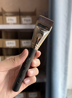 pony推荐毕加索FB11平头粉底刷面膜刷扁头超薄一字型无暇裸肌遮瑕