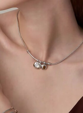 秋冬美拉德小众设计项链女复古高级感吊坠锁骨链颈链潮新款男