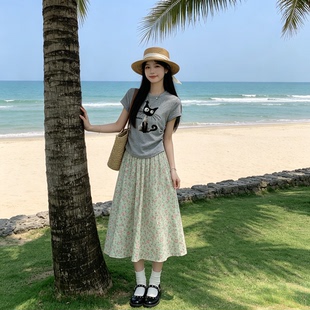 短款高腰卡通猫咪图案印花短袖T恤女2026夏新款钉珠体恤小衫上衣