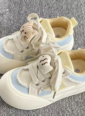 真皮女童运动鞋2025春秋新款厚底卡通面包鞋儿童圆头时尚软底板鞋