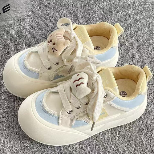 真皮女童卡通面包运动鞋时尚板鞋