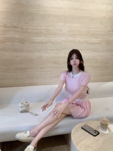 bewithRosey【心动奶fu】miu系圆领针织上衣甜美百褶半裙套装