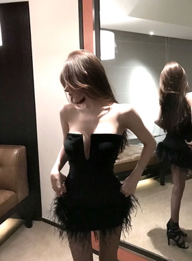 bewithRosey【夜幕撩人】矜贵鸵鸟毛 高质感一字领深V绷带连衣裙