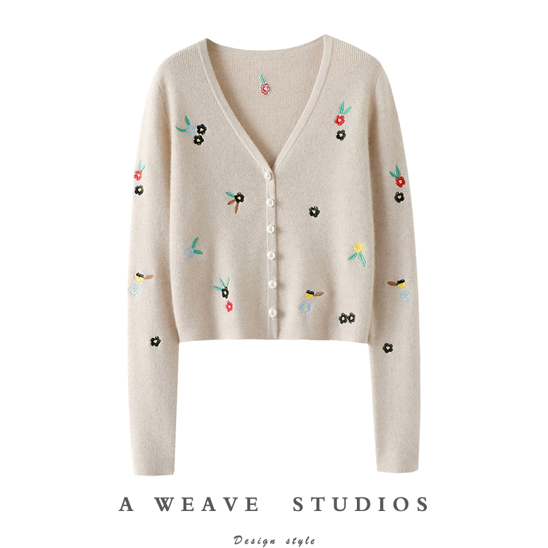 自带气质!重工刺绣V领羊绒开衫女短款纯羊绒毛衣针织开衫小外套