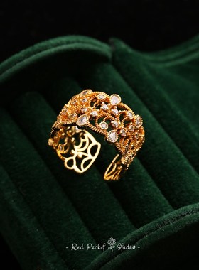 红口袋法式复古宫廷风镂空蕾丝花边镶嵌锆石戒指宽开口可调节指环