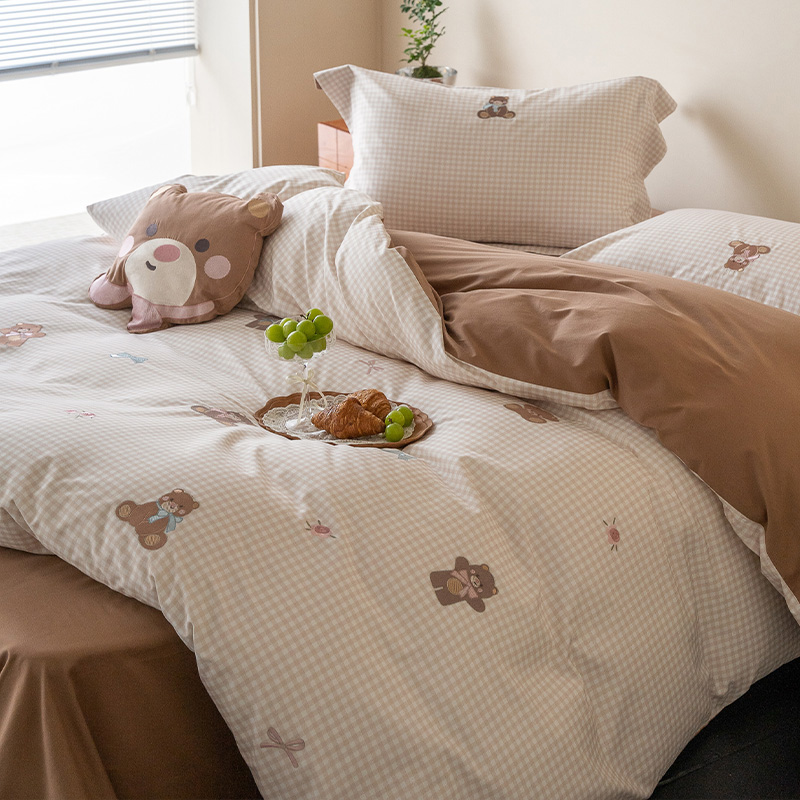 100全棉儿童卡通刺绣四件套纯棉磨毛加厚秋冬床单被套床上用品
