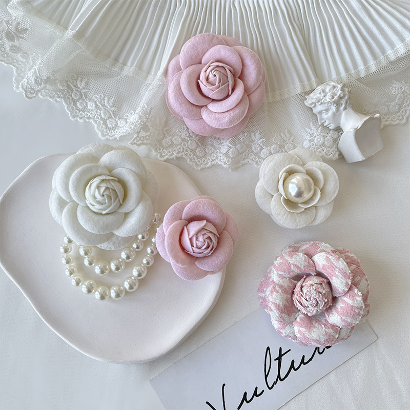 复古仿羊绒山茶花高档小香风胸花