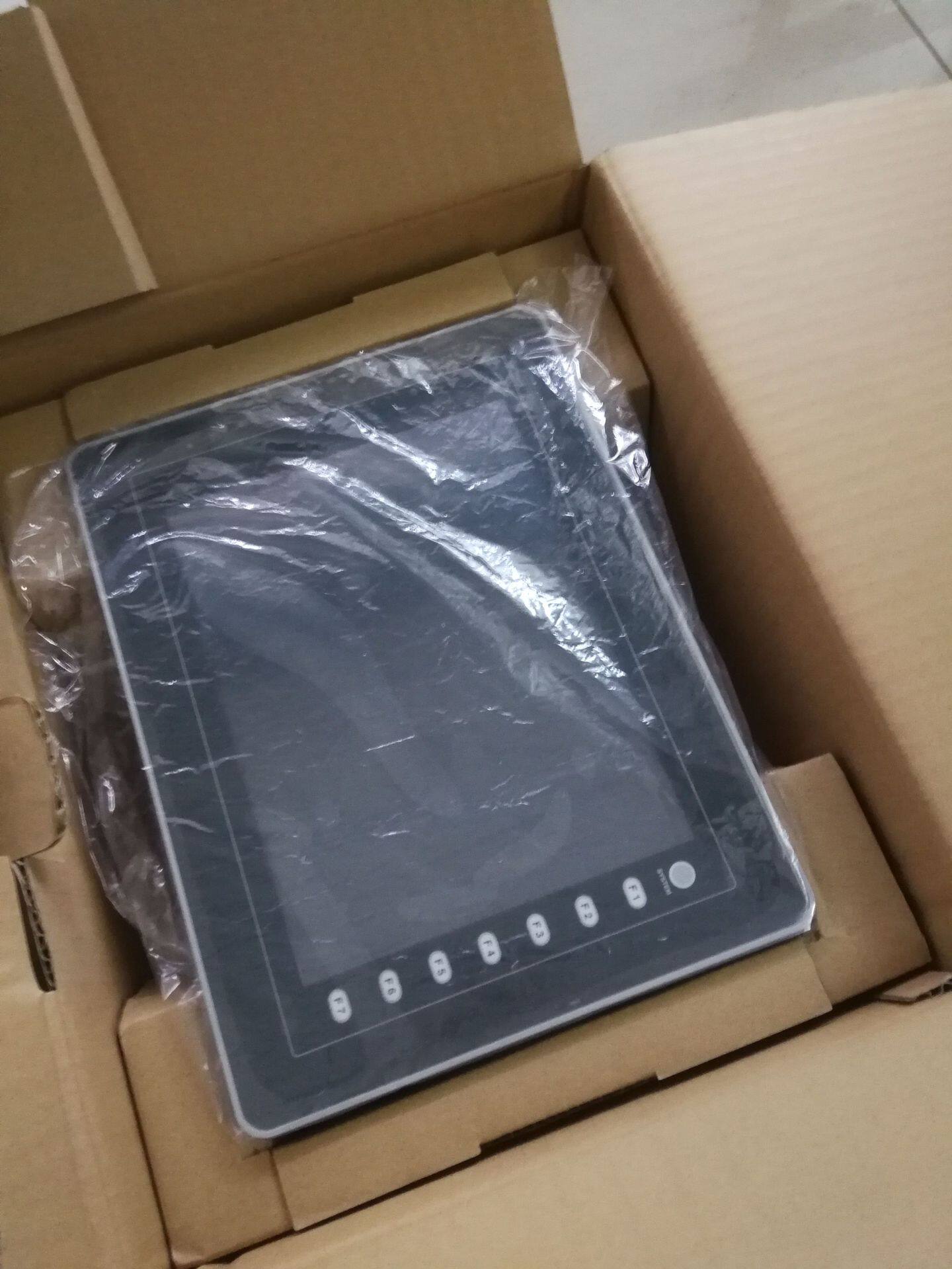 富士触摸屏UG530H-VH4/V710SD/V712SD富士MONOTOUCH人机界面