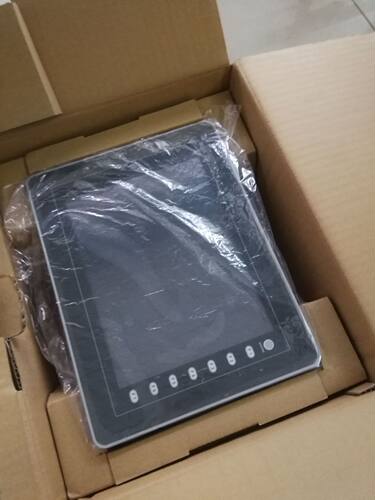富士触摸屏UG530H-VH4/V710SD/V712SD富士MONOTOUCH人机界面