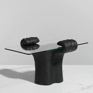 现代抽象设计师双手托举托盘客厅茶几样板间软装饰品创意收纳摆件