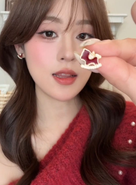 ZHENWEI/甄薇  【马年】红色小马耳钉女小众个性高级感耳饰饰品
