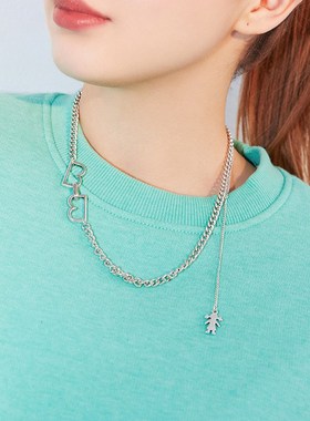 饰品小众设计款英文字母镀银项链女百搭个性P毛衣链网红潮搭颈饰