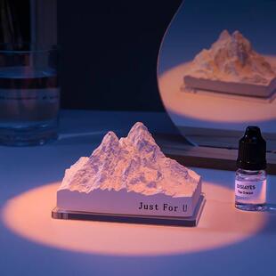 高级感桌b面小摆件办公室香薰电脑电竞桌搭装饰好物小众男生日礼
