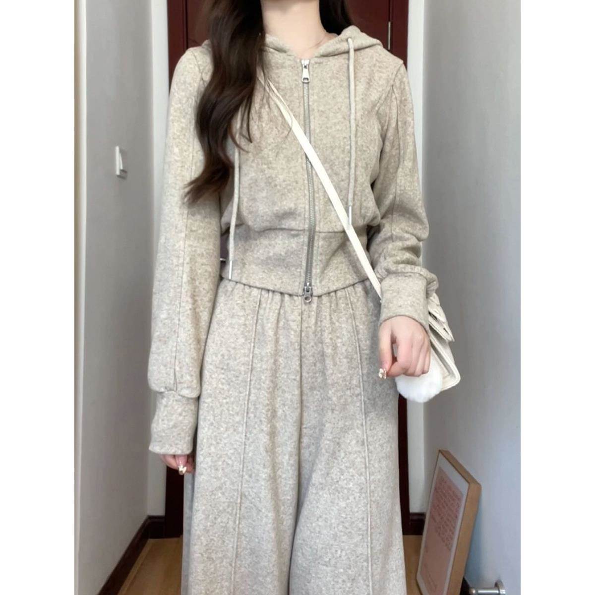 韩国2026年春秋运动服套装女学生韩版宽松显瘦时尚休闲两件式跑步