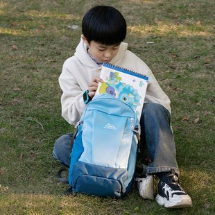 户外儿童春游小背包超轻便男孩外出旅行双肩包补习书包小学生登山