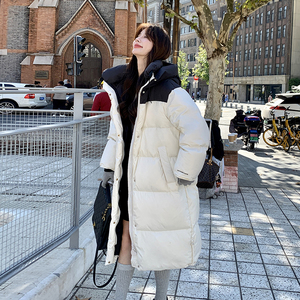撞色拼接连帽羽绒服女2025冬季新款独特超好看韩系加厚长款面包服图片