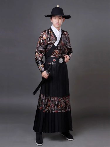 出租明制古装飞鱼服租期五天