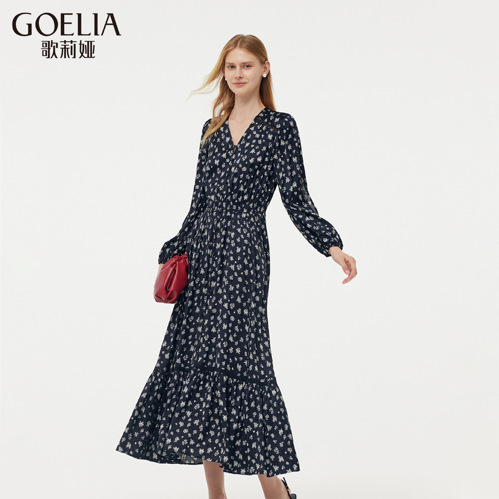 歌莉娅春季新品玫瑰印花长款外套式连衣裙1E2R4K260