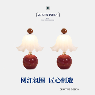 结婚长明灯婚房装饰卧室床头陪嫁新人礼物婚庆布置铃兰花红色台灯