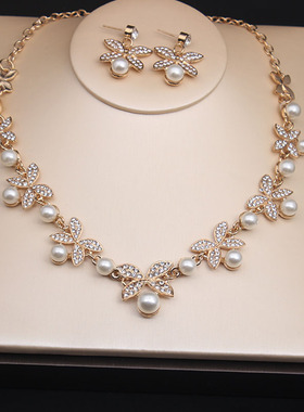 小清新珍珠花型短项链耳针首饰套装女时尚百搭P精巧水钻锁骨链配