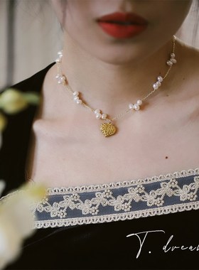 《有一点优雅》金色爱心吊坠珍珠项链女网红锁骨链上.新仙气复古