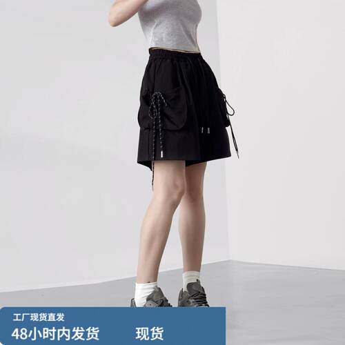 黑色酷飒风五分工装裤女夏薄款2026新款宽松显瘦凉感休闲运动短裤