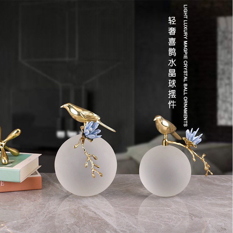 北欧现代客厅电视柜家居黄u铜艺术鸟语花香软装饰品样板间轻奢摆