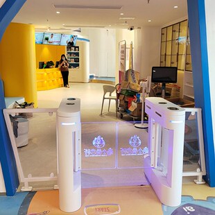 儿童乐园手腕带扫码 门禁摆闸限次进出人行通道翼闸系统 闸机二维码