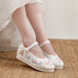 夏搭配汉服的f鞋子国风刺绣花鞋女内增高古装跳舞一字扣防掉跟百
