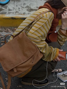 油蜡植糅皮FWJ2026 信使双肩背包