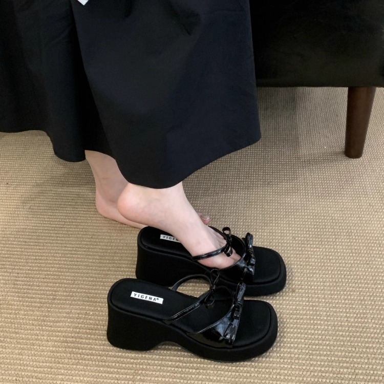 松糕底仙女绝美凉鞋女夏网红蝴蝶结配裙子罗马鞋拖鞋2025新款外穿