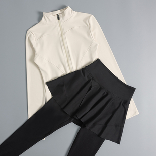 羽毛球跑步运动套装女2024新款高端专业健身房高级感两件套瑜伽服