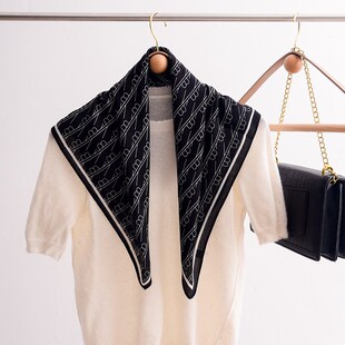 礼品新款丝巾时尚通勤方巾线条花纹丝巾女日系复古丝巾春款丝巾女