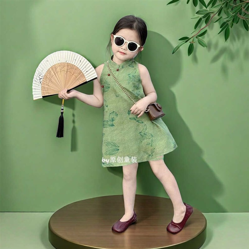 新中式女童2025夏季新款绿色盘扣提花旗袍连衣裙女宝宝国风背心裙
