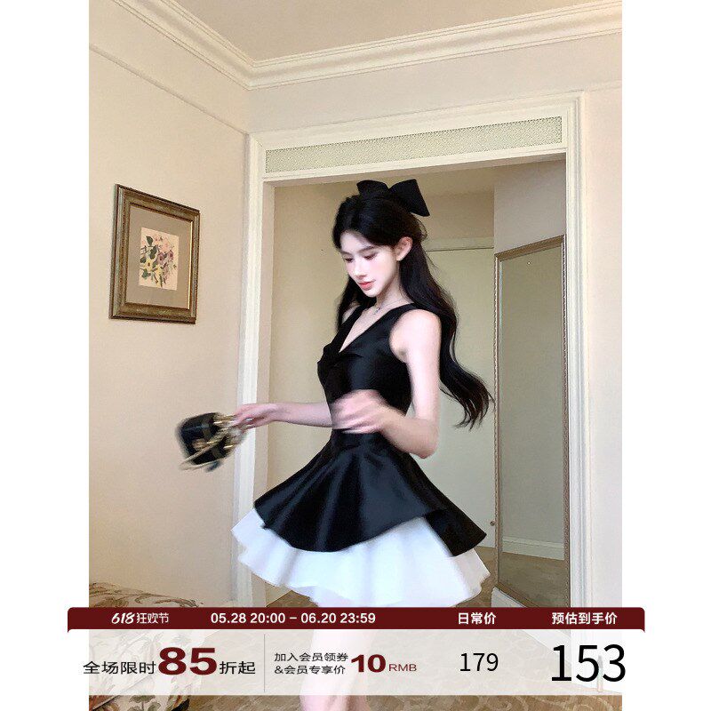 灰尘邓邓 法式无袖连衣裙女2025夏季V领吊带裙蓬蓬裙拼接a字裙子